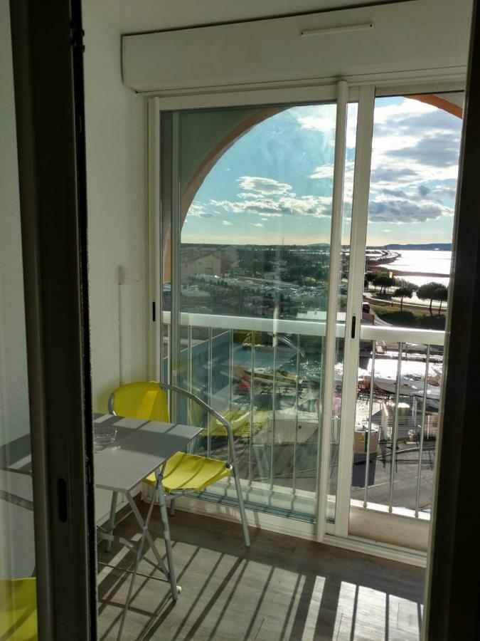 Jolis Studios vue sur mer Port, Etangs et Canaux Résidence RIVERCITY Carnon-Plage Esterno foto